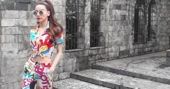 Ngẩn ngơ trước loạt đầm rực rỡ của sao Việt ngày nắng