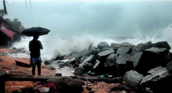 Ấn Độ nhận 80% lượng mưa h&agrave;ng năm trong m&ugrave;a mưa k&eacute;o d&agrave;i từ th&aacute;ng 6 đến th&aacute;ng 8. (Ảnh: BBC)