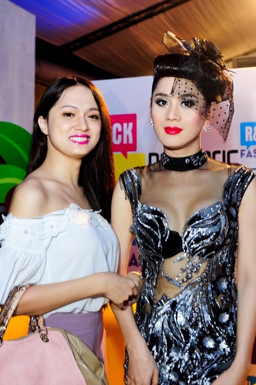 L&acirc;m Chi Khanh cho biết c&ocirc; ho&agrave;n to&agrave;n kh&ocirc;ng muốn mang chuyện n&agrave;y để đ&ocirc;i co với đ&agrave;n em tuy nhi&ecirc;n v&igrave; bị x&uacute;c phạm đến danh dự n&ecirc;n buộc c&ocirc; phải l&ecirc;n tiếng.