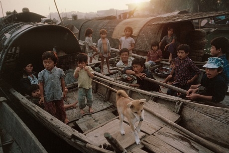 Huế, 1989: Những gia đ&igrave;nh sinh sống tr&ecirc;n thuyền