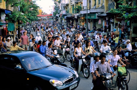 Đường phố H&agrave; Nội, 2004