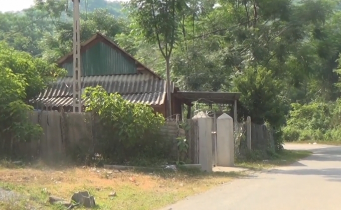 Căn nh&agrave; của tr&ugrave;m ma t&uacute;y