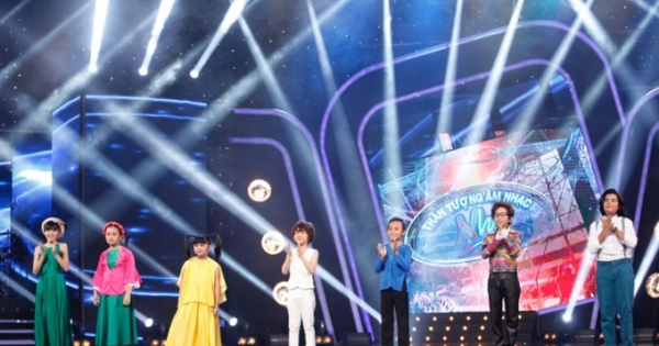 Vietnam Idol Kids 2016: Hồ Văn Cường vẫn lấy nước mắt người nghe dù gặp sự cố hụt hơi