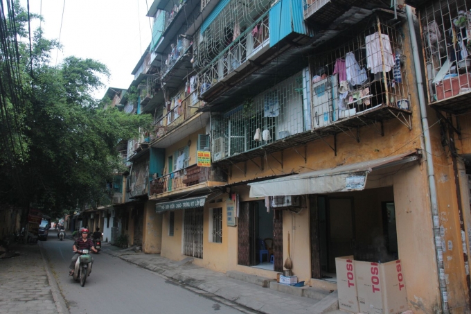 Để &ldquo;h&uacute;t&rdquo; được c&aacute;c doanh nghiệp đầu tư v&agrave;o lĩnh vực cải tạo chung cư cũ rất cần sự cụ thể h&oacute;a bằng những cơ chế, ch&iacute;nh s&aacute;ch thiết thực.