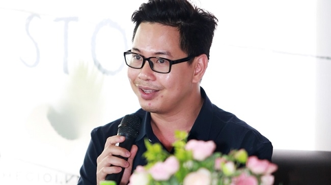 &nbsp;TS Trần Th&agrave;nh Nam cho rằng, nhiều người đang bao biện h&agrave;nh vi x&acirc;m hại t&igrave;nh dục bằng kh&aacute;i niệm tr&ecirc;u ghẹo hay t&aacute;n tỉnh (Ảnh: L&ecirc; Văn).