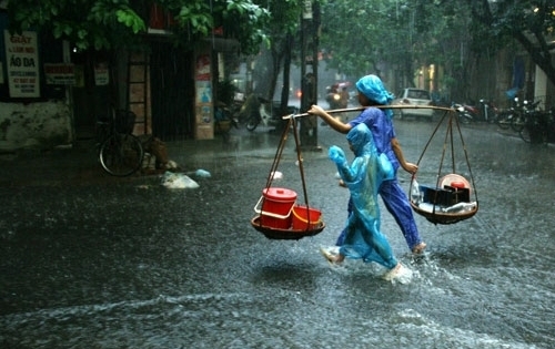 Dự báo thời tiết ngày 1/7: Mưa giông trên cả nước trong ngày đầu tiên thi THPT Quốc gia