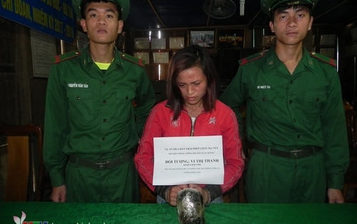 Nghệ An: Bắt quả tang một phụ nữ buôn bán gần 1kg ma túy