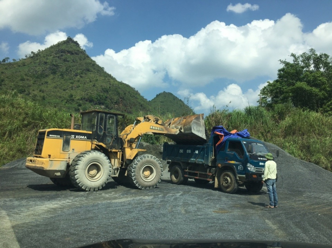 Thiết bị, m&aacute;y m&oacute;c v&agrave; mỏ đ&aacute; của Cty TNHH Lương Việt bị sử dụng ngo&agrave;i tầm kiểm so&aacute;t của Gi&aacute;m đốc.