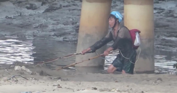 Đi chích cá, một thanh niên bị điện giật tử vong