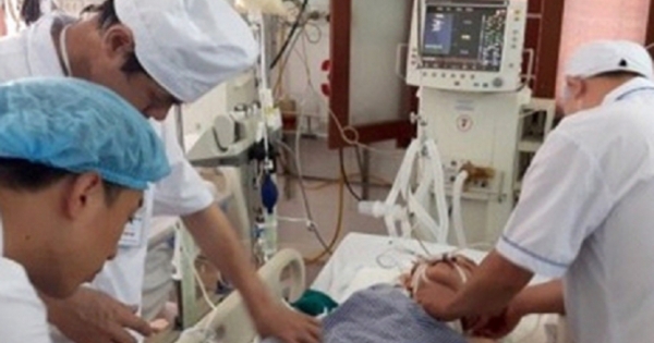 Đối tượng dùng súng bắn vào đầu bạn gái đến cơ quan Công an đầu thú