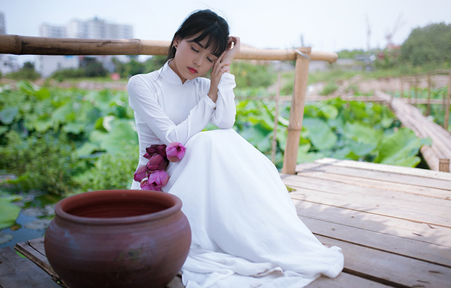 Nữ sinh Bưu ch&iacute;nh viễn th&ocirc;ng