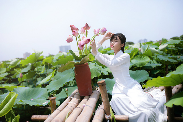 Nữ sinh Bưu ch&iacute;nh viễn th&ocirc;ng