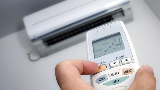 Mẹo dùng điều hòa vừa mát, vừa tiết kiệm điện trong ngày nắng nóng cực điểm