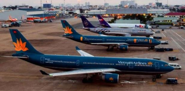 Tập đo&agrave;n FLC song h&agrave;nh với ng&agrave;nh du lịch Việt Nam với việc th&agrave;nh lập C&ocirc;ng ty H&agrave;ng kh&ocirc;ng phục vụ kh&aacute;ch du lịch tới c&aacute;c điểm du lịch trong nước.