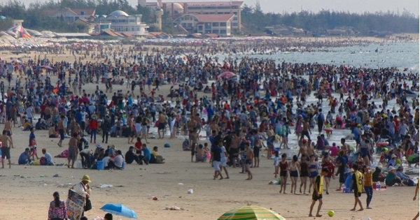 Đi biển tránh nóng, cô gái thiệt mạng vì đuối nước