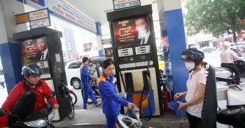Giá xăng sẽ tăng 300đồng/lít vào hôm nay?