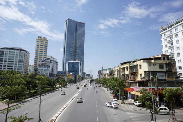 Phố Nguyễn Ch&iacute; Thanh.