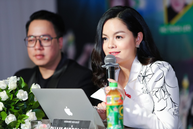 Phạm Quỳnh Anh trong vai tr&ograve; nh&agrave; sản xuất của M&ugrave;a h&egrave; kh&ocirc;ng độ 2017.