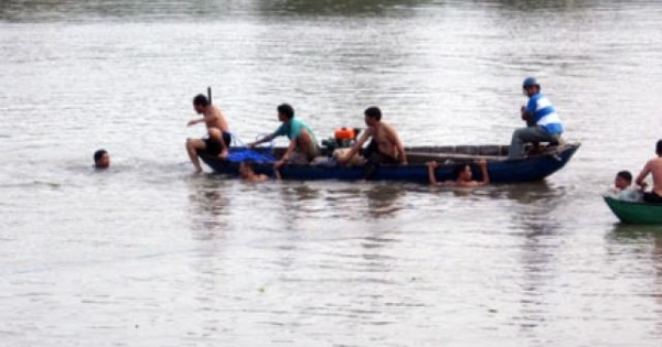 Chỉ cách nhau một con đèo, 8 người cùng bị "hà bá" cướp mạng