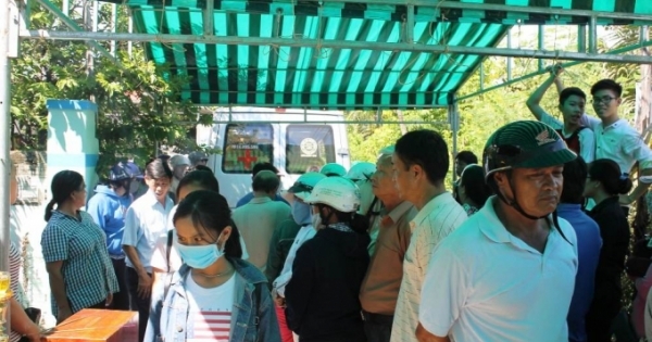 Nghi vấn chồng đâm chết vợ cũ và con riêng rồi đốt nhà tự sát?