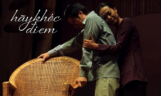 Vở diễn &ldquo;H&atilde;y kh&oacute;c đi em&rdquo; của s&acirc;n khấu Ho&agrave;ng Th&aacute;i Thanh đến nay đ&atilde; tr&ecirc;n 5 năm vẫn được diễn lại cho kh&aacute;n giả, nếu mỗi năm cứ phải đi xin ph&eacute;p lại một lần sẽ rất phiền phức cho s&acirc;n khấu.