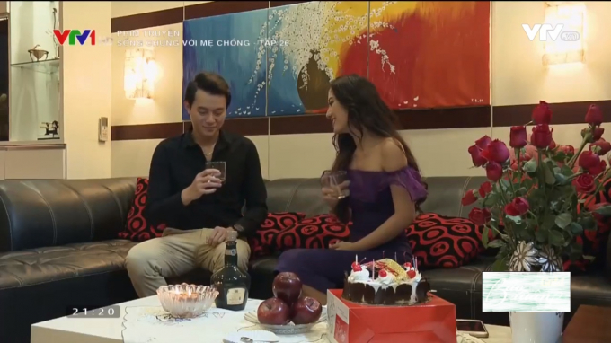 Trong khi Thanh vui vẻ với