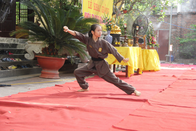 Ngo&agrave;i được tiếp cận gi&aacute;o l&yacute; nh&agrave; Phật c&ograve;n được học v&otilde; thuật v&agrave; c&aacute;c kỹ năng sống hữu &iacute;ch.