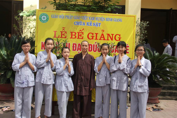 Kh&oacute;a tu m&ugrave;a h&egrave; 2017 đ&atilde; kh&eacute;p lại trong sự th&agrave;nh c&ocirc;ng, hoan hỉ.