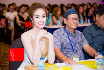 Hoa hậu Sella Trương l&agrave;m gi&aacute;m khảo tuyển chọn Hoa kh&ocirc;i Nam Bộ