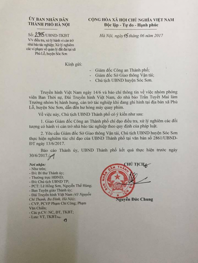 Văn bản chỉ đạo do Chủ tịch Nguyễn Đức Chung k&yacute; ng&agrave;y 15/6 gửi Gi&aacute;m đốc C&ocirc;ng an th&agrave;nh phố; Gi&aacute;m đốc Sở Giao th&ocirc;ng Vận tải, Chủ tịch UBND huyện S&oacute;c Sơn.