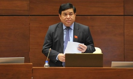 “Bán tài sản nhà nước rẻ như cho”?