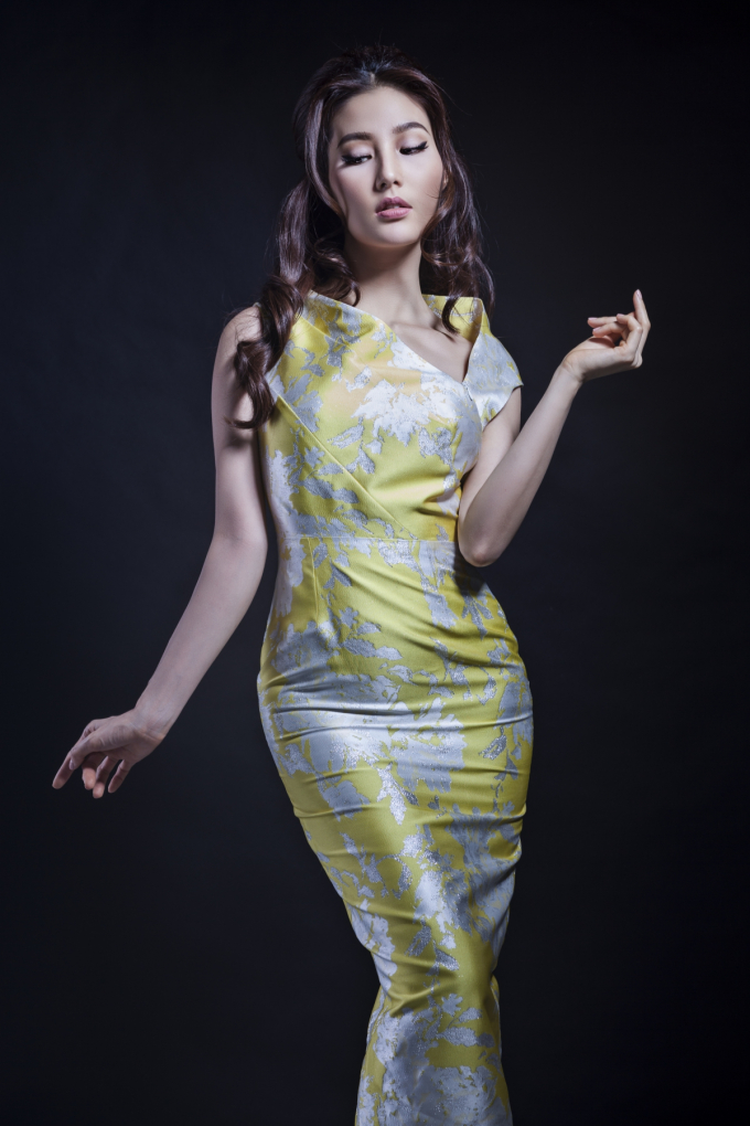 Chi Pu, Diễm My 9X, Ch&acirc;u B&ugrave;i - những đo&aacute; hoa m&ugrave;a hạ của Adrian Anh Tuấn