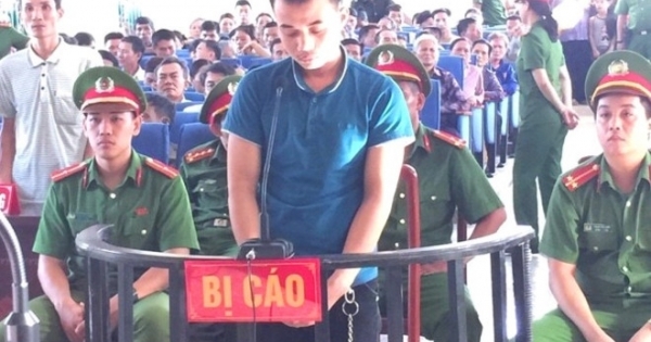 Án mạng trong tiệc tân gia