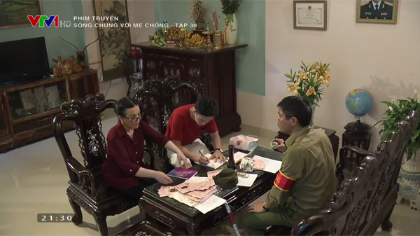 Gia đ&igrave;nh V&acirc;n đang chuẩn bị cho h&ocirc;n lễ của em trai c&ocirc;.