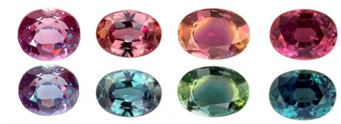 Khả năng đổi m&agrave;u theo nguồn s&aacute;ng