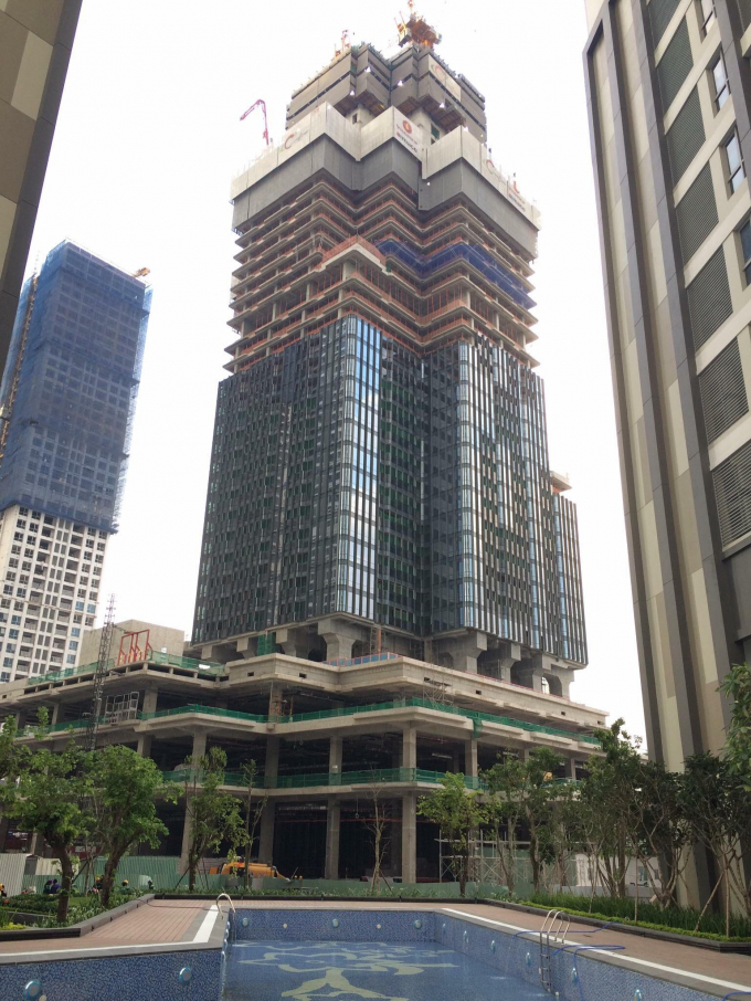 Gi&aacute; b&aacute;n chỉ c&ograve;n 6,9 tỷ so với gi&aacute; gốc 7,2 tỷ.&nbsp;  Landmark 81 với độ cao 462m - Top 10 to&agrave; th&aacute;p cao nhất thế giới v&agrave; l&agrave; to&agrave; th&aacute;p cao nhất Việt Nam đem lại biểu tượng sự phồn thịnh.