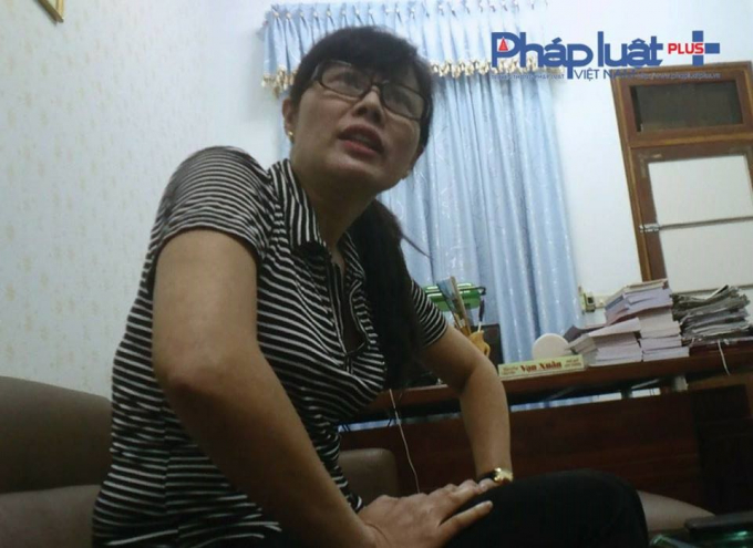 B&agrave; Nguyễn Thị Linh Nh&acirc;m - Gi&aacute;m đốc C&ocirc;ng ty quản l&yacute; đ&ocirc; thị, dịch vụ m&ocirc;i trường Tuy&ecirc;n Quang (Ảnh : Tiến Vũ)