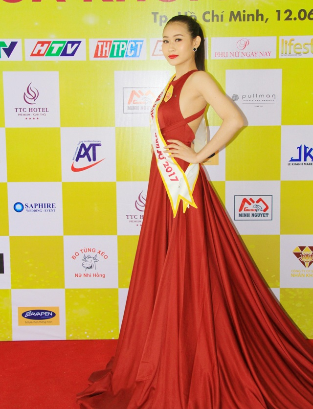 Nguyễn Thị Huế Hương (SN 1997, Vĩnh Long).