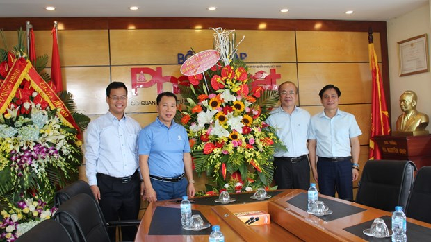 Thứ trưởng Phan Ch&iacute; Hiếu ch&uacute;c mừng B&aacute;o Ph&aacute;p luật Việt Nam nh&acirc;n ng&agrave;y 21/6