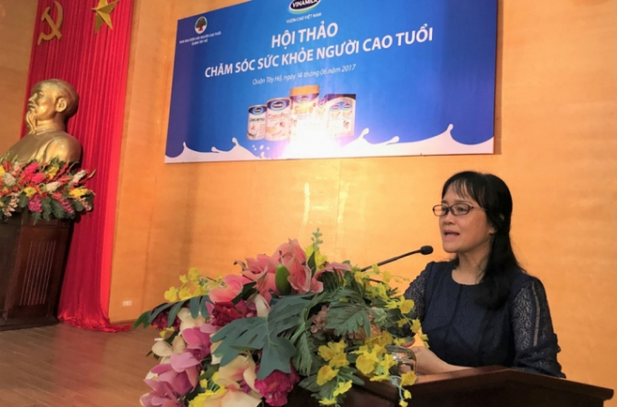 B&agrave; Nguyễn Minh T&acirc;m - Gi&aacute;m đốc Chi nh&aacute;nh H&agrave; Nội ph&aacute;t biểu tại hội thảo.&nbsp;