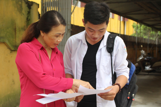 Theo c&ocirc; Thục, đề th&igrave; s&aacute;t chương tr&igrave;nh học, đ&uacute;ng cấu tr&uacute;c của bộ.