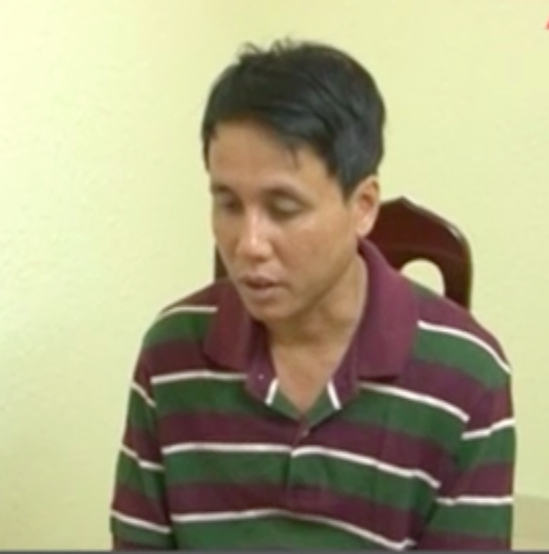 Đối tượng Nguyễn Quốc Hưng đ&atilde; c&uacute;i đầu nhận tội.