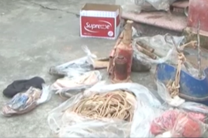 Tang vật dụng cụ để c&aacute;c đối tượng thực hiện h&agrave;nh vi.