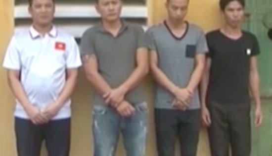 Bắc Giang: Bắt 4 đối tượng đào hầm đột nhập công ty trộm 2000 màn hình điện thoại