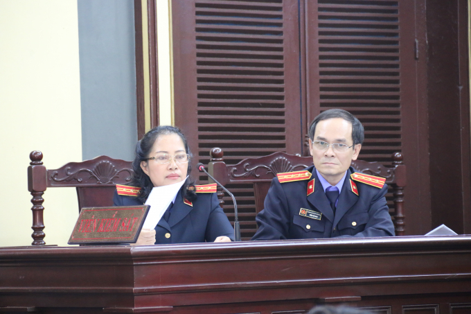 &nbsp;Đại diện viện kiểm s&aacute;t tại phi&ecirc;n t&ograve;a.