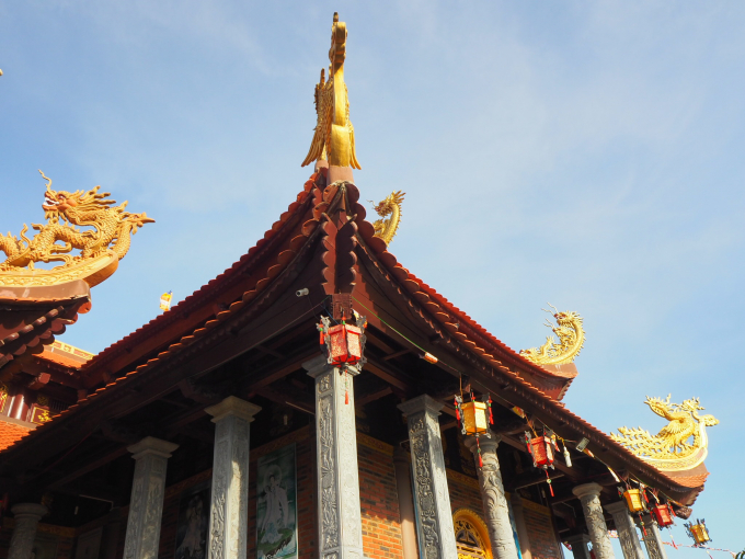 Đến Hải Tiến lễ ch&ugrave;a Hồi Long