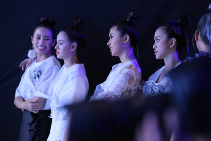 Minh T&uacute; lớn tiếng khuy&ecirc;n Lan Khu&ecirc;