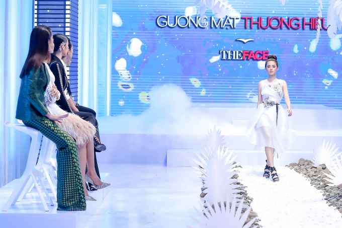 Minh T&uacute; lớn tiếng khuy&ecirc;n Lan Khu&ecirc;