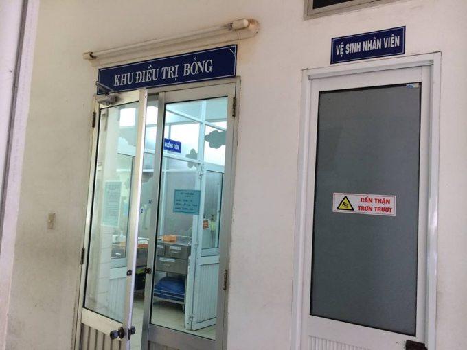 Khu vực nạn nh&acirc;n V. đang điều trị sau vụ hỏa hoạn.