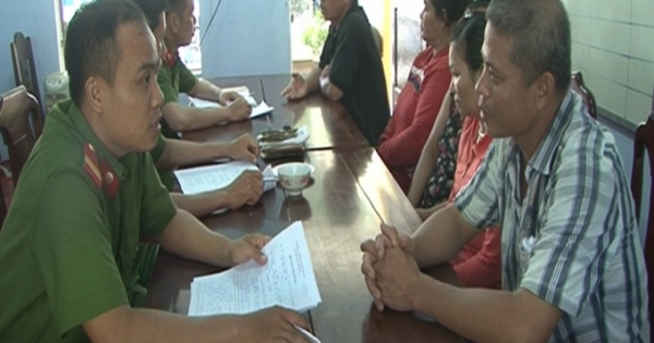 Thừa Thiên Huế: Liên tiếp bắt các đối tượng đánh bạc và bán trái phép chất ma tuý